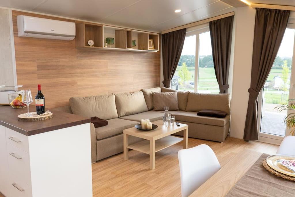 Gemuetliches, Voll Ausgestattes Tiny House Vilseck Exterior foto